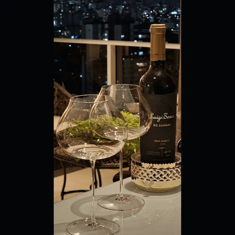 Elegant Grand Reserve Wine Glass Set — large-bowl design enhances aroma and flavor for wine, cocktails, and gin. Trustique Collection.