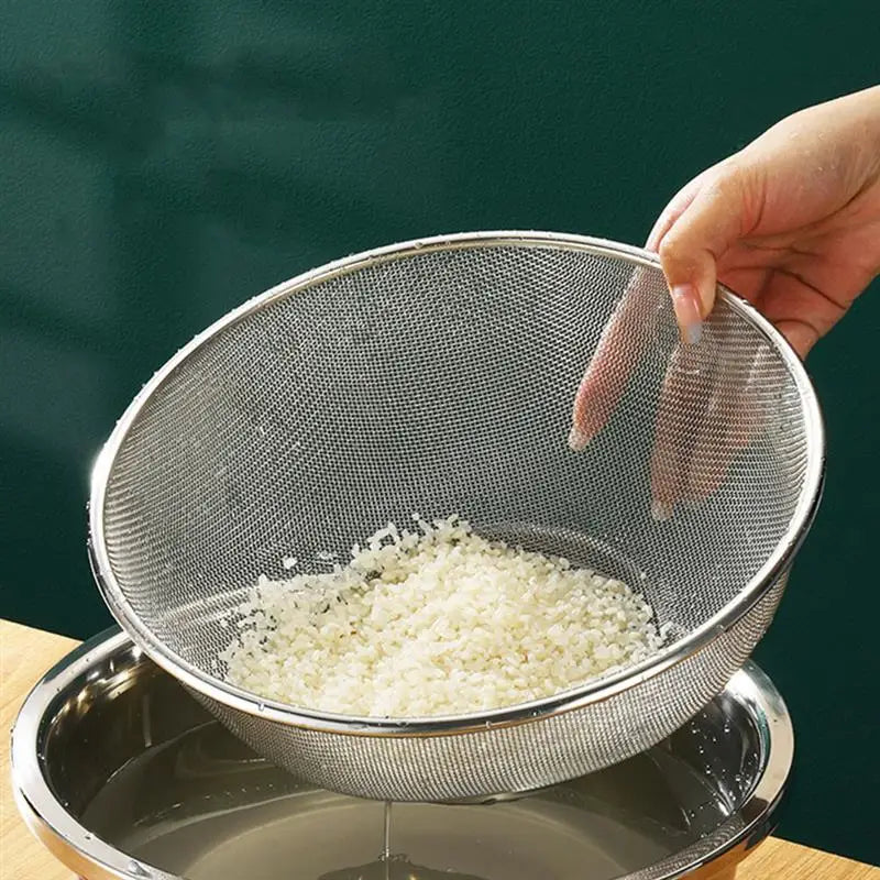 Saladier avec égouttoir