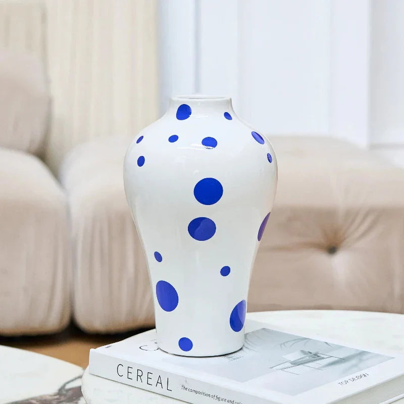 Geometrische blaue Keramikvase
