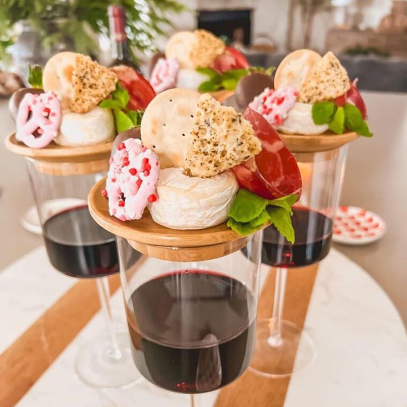 Protective Lid for Wine Glass - Charcuterie Toppers