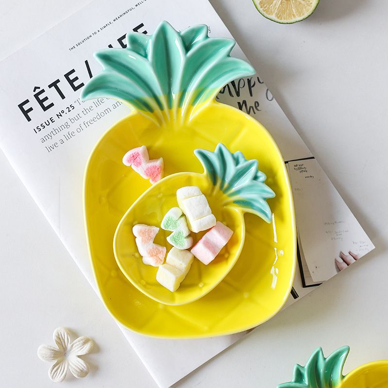 Assiettes en céramique ananas